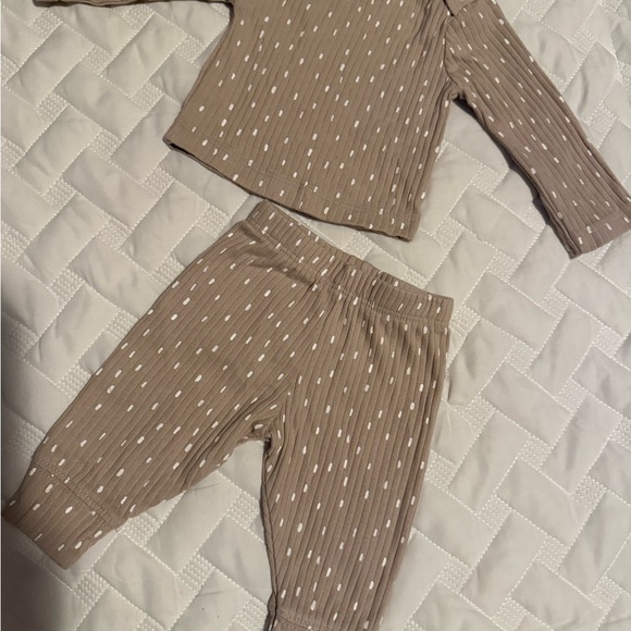 Cloud Island Brown and White Kids Pajama Set - Picture 2 of 5